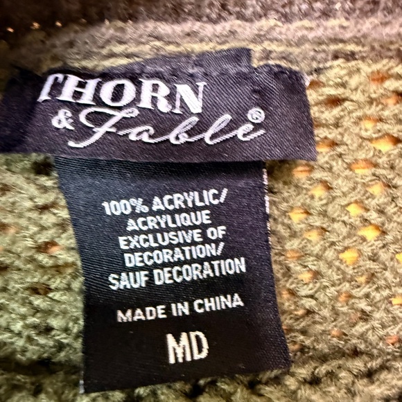 Olive Green Mesh Crochet Knit Cropped Butterfly Sweater - Picture 8 of 8